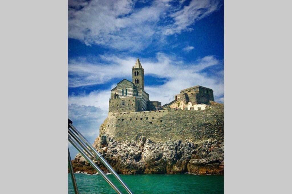 Il Nodo Daire La Spezia Oda fotoğraf